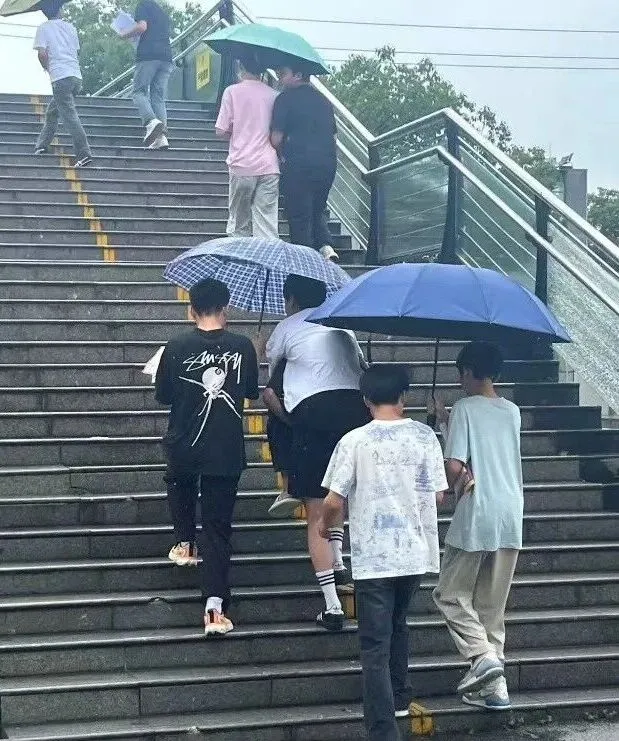 端午在岗 倾情守护!岳阳县全力护航中考平安顺利-第10张图片-四季读书网 端午在岗 倾情守护!岳阳县全力护航中考平安顺利-第10张图片-四季读书网