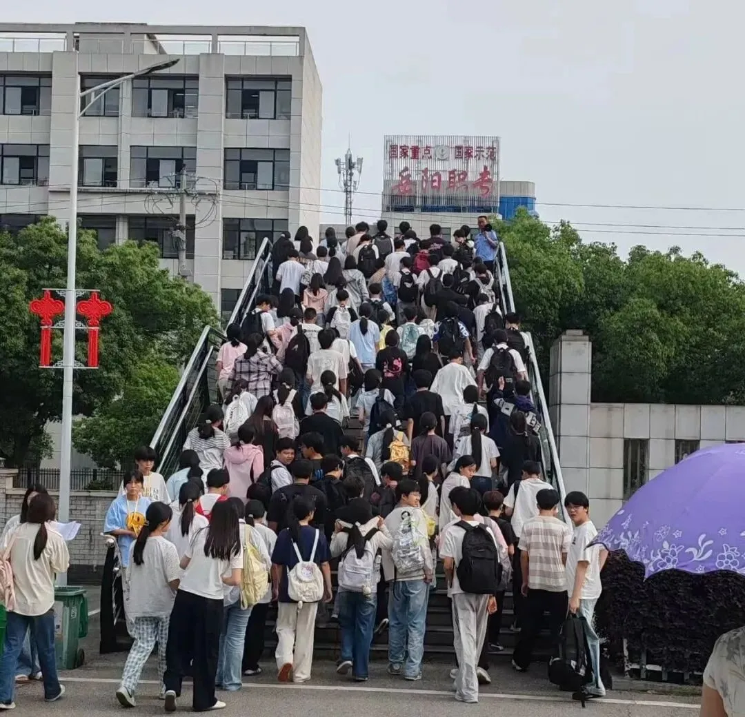 端午在岗 倾情守护!岳阳县全力护航中考平安顺利-第15张图片-四季读书网 端午在岗 倾情守护!岳阳县全力护航中考平安顺利-第15张图片-四季读书网
