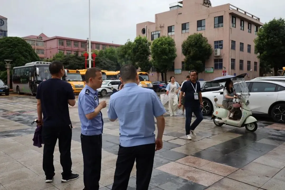 端午在岗 倾情守护!岳阳县全力护航中考平安顺利-第18张图片-四季读书网 端午在岗 倾情守护!岳阳县全力护航中考平安顺利-第18张图片-四季读书网