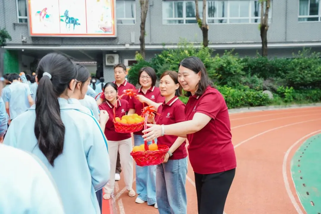 中考加油 | 策马逐梦 笔定辉煌-第65张图片-四季读书网 中考加油 | 策马逐梦 笔定辉煌-第65张图片-四季读书网