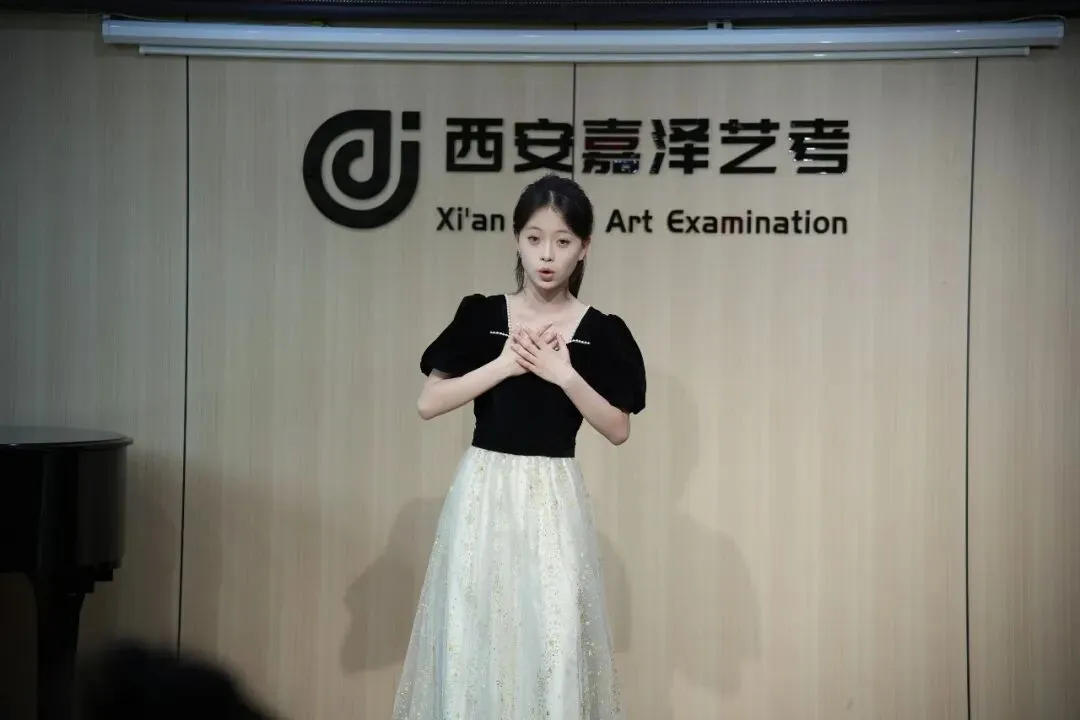 月考|嘉泽艺考六月份专业课模拟考顺利举行-第8张图片-四季读书网 月考|嘉泽艺考六月份专业课模拟考顺利举行-第8张图片-四季读书网