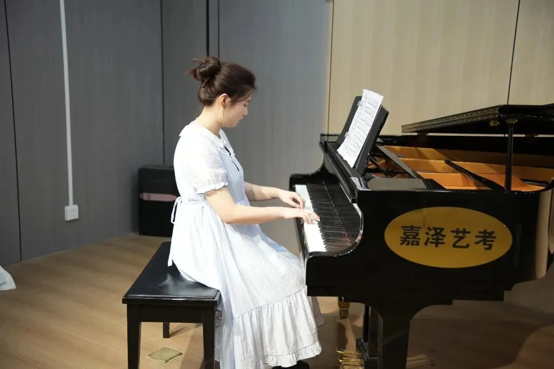 月考|嘉泽艺考六月份专业课模拟考顺利举行-第79张图片-四季读书网 月考|嘉泽艺考六月份专业课模拟考顺利举行-第79张图片-四季读书网