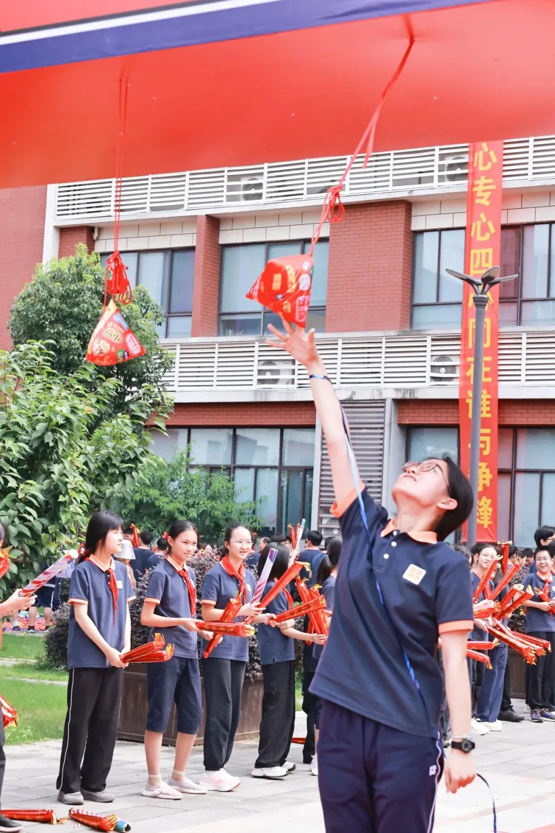 拼搏过的青春永不褪色!中考加油!-第48张图片-四季读书网
