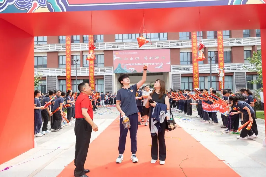 拼搏过的青春永不褪色!中考加油!-第50张图片-四季读书网