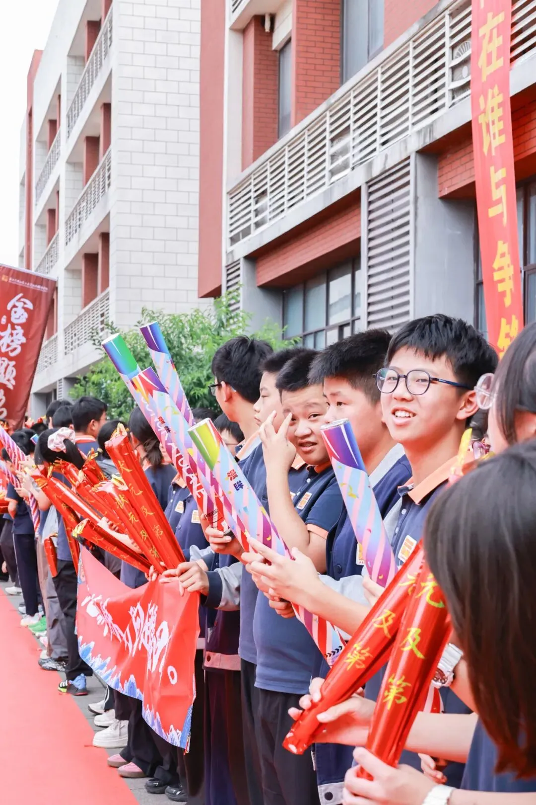 拼搏过的青春永不褪色!中考加油!-第51张图片-四季读书网