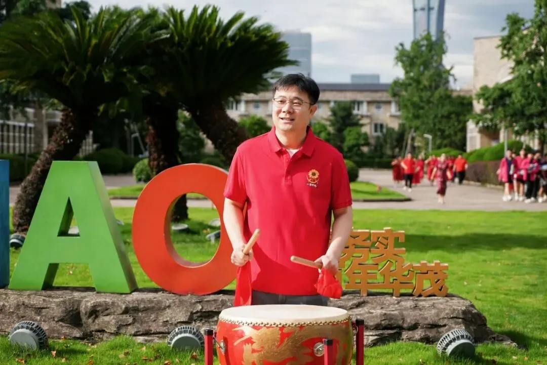 中考加油!一举高中!-第12张图片-四季读书网