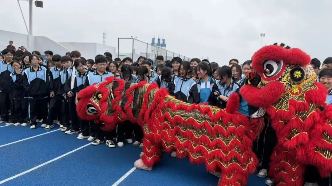 【高新校区】筑梦出征,决胜中考 | 华杰学校2026届初三中考出征仪式圆满举行-第61张图片-四季读书网 【高新校区】筑梦出征,决胜中考 | 华杰学校2026届初三中考出征仪式圆满举行-第61张图片-四季读书网