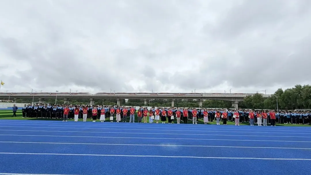 【高新校区】筑梦出征,决胜中考 | 华杰学校2026届初三中考出征仪式圆满举行-第81张图片-四季读书网 【高新校区】筑梦出征,决胜中考 | 华杰学校2026届初三中考出征仪式圆满举行-第81张图片-四季读书网