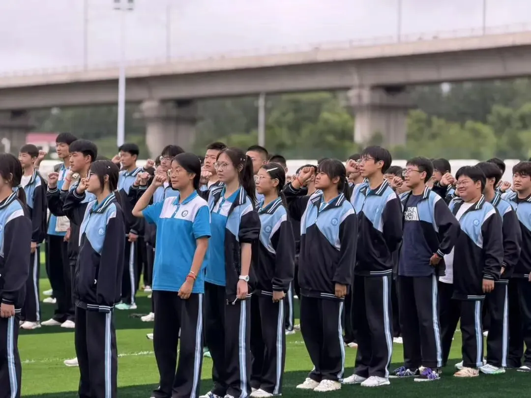 【高新校区】筑梦出征,决胜中考 | 华杰学校2026届初三中考出征仪式圆满举行-第102张图片-四季读书网 【高新校区】筑梦出征,决胜中考 | 华杰学校2026届初三中考出征仪式圆满举行-第102张图片-四季读书网