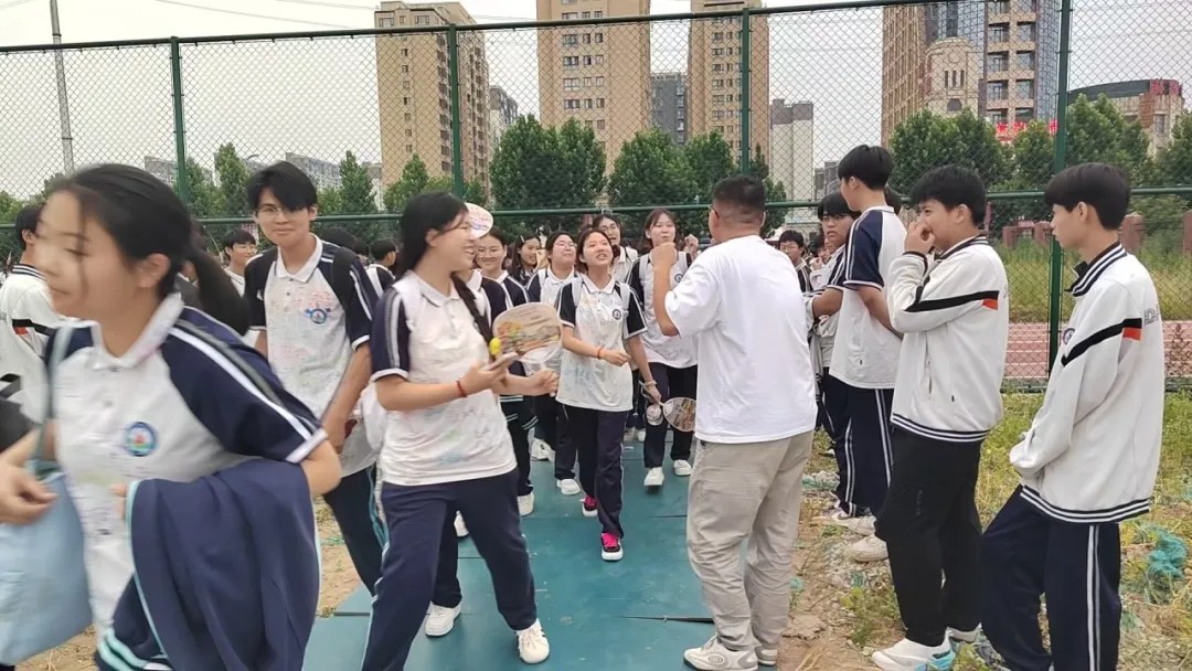 逐梦中考启新程 少年乘风赴山海-第34张图片-四季读书网