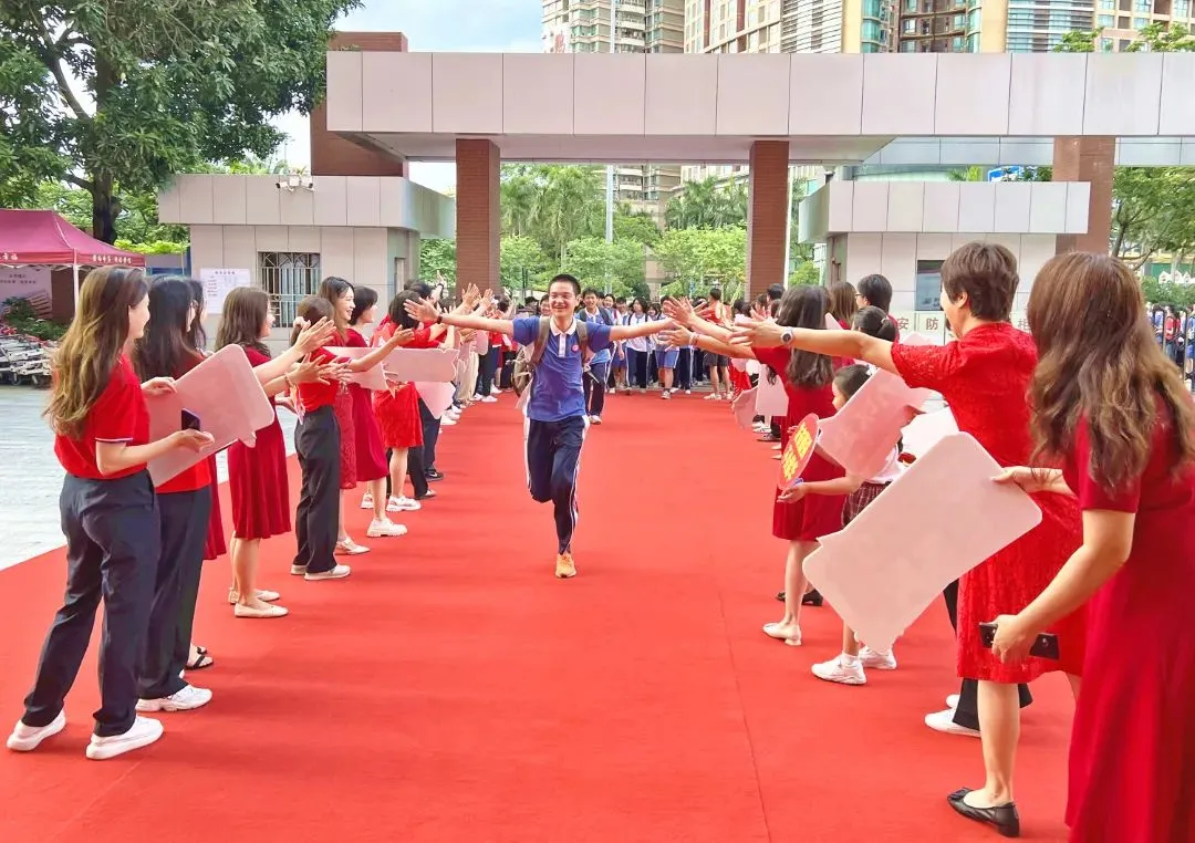 【波哥随笔】给深圳中考家长十条最重要的叮嘱-第1张图片-四季读书网