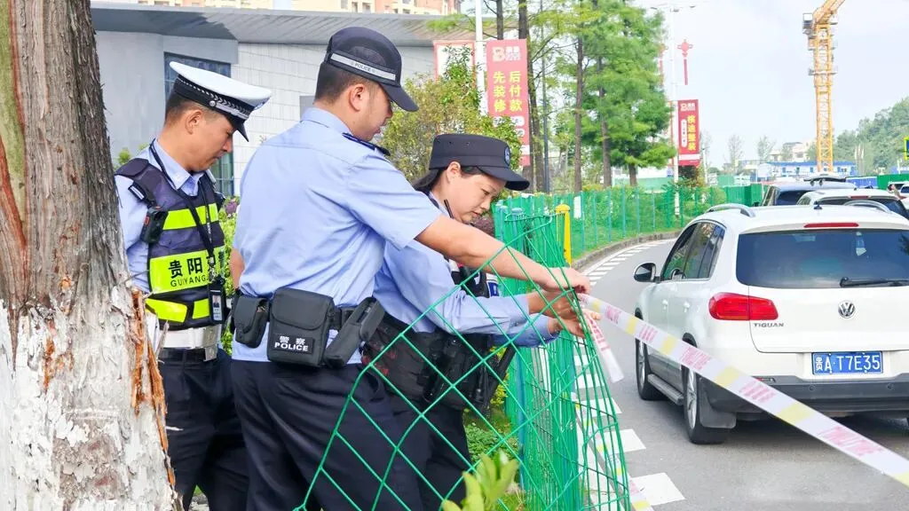 护航中考丨“警”随中考,“试”在必得-第8张图片-四季读书网 护航中考丨“警”随中考,“试”在必得-第8张图片-四季读书网