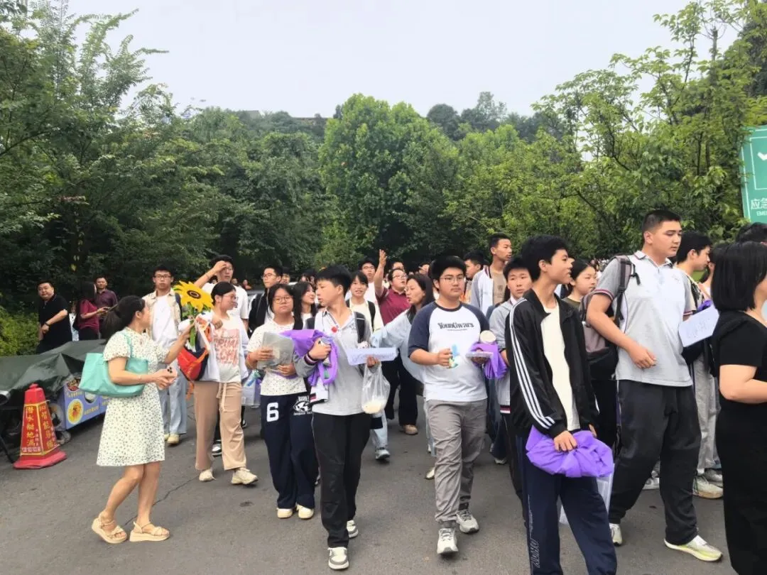 逐梦六月 亮剑中考——贵阳市乌当区为明中学2026届中考壮行纪实-第38张图片-四季读书网