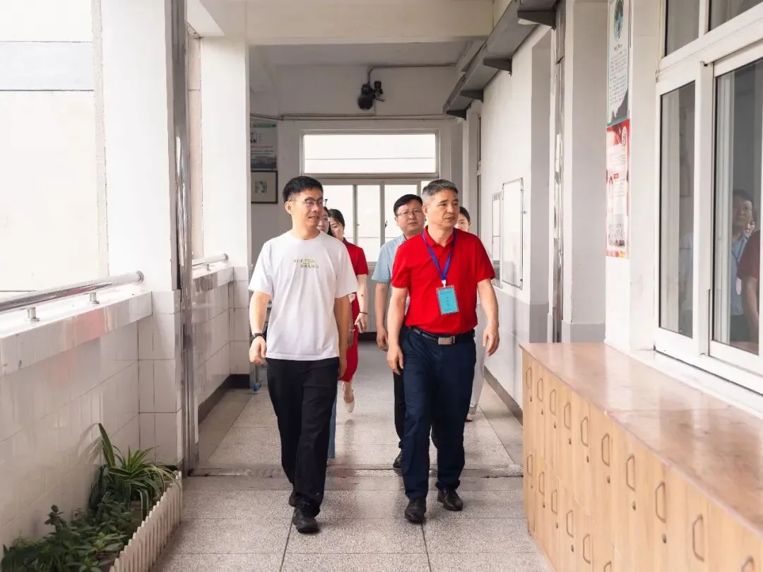 护航中考,同心筑梦,平湖农开多方聚力在行动-第6张图片-四季读书网 护航中考,同心筑梦,平湖农开多方聚力在行动-第6张图片-四季读书网