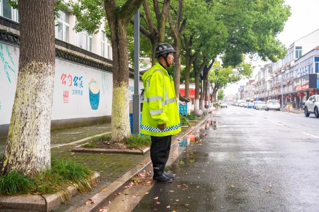 护航中考,同心筑梦,平湖农开多方聚力在行动-第12张图片-四季读书网 护航中考,同心筑梦,平湖农开多方聚力在行动-第12张图片-四季读书网