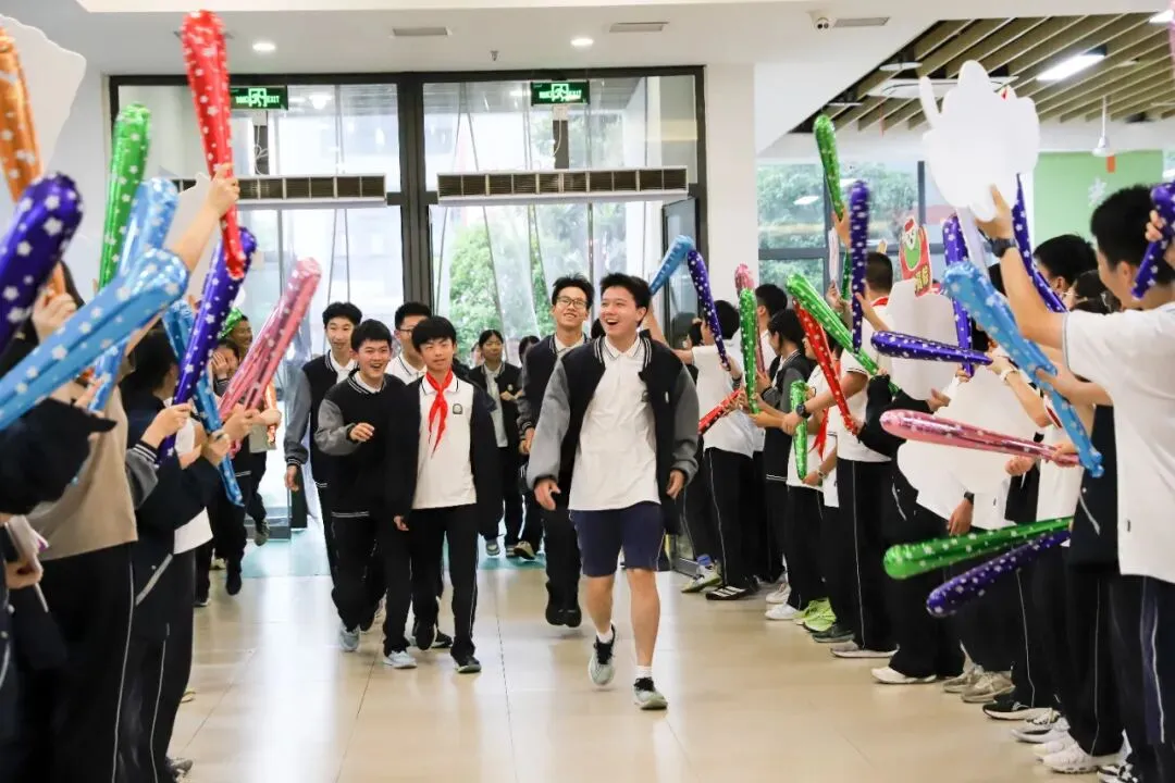 【中考加油】暖心护航 逐梦出征-第49张图片-四季读书网 【中考加油】暖心护航 逐梦出征-第49张图片-四季读书网
