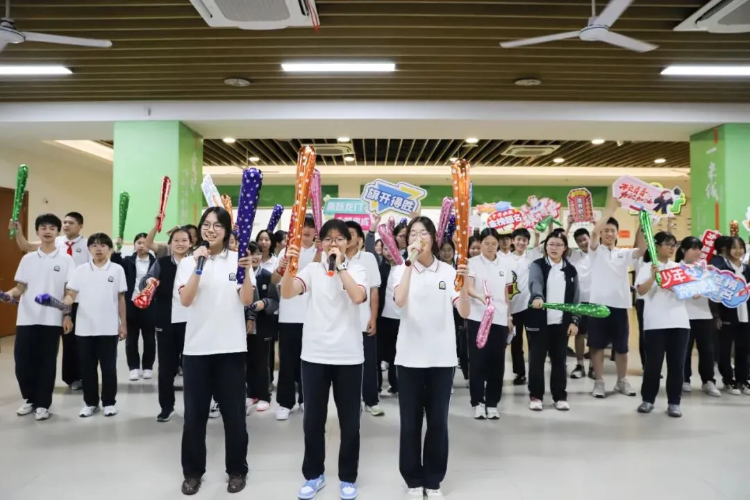 【中考加油】暖心护航 逐梦出征-第50张图片-四季读书网 【中考加油】暖心护航 逐梦出征-第50张图片-四季读书网