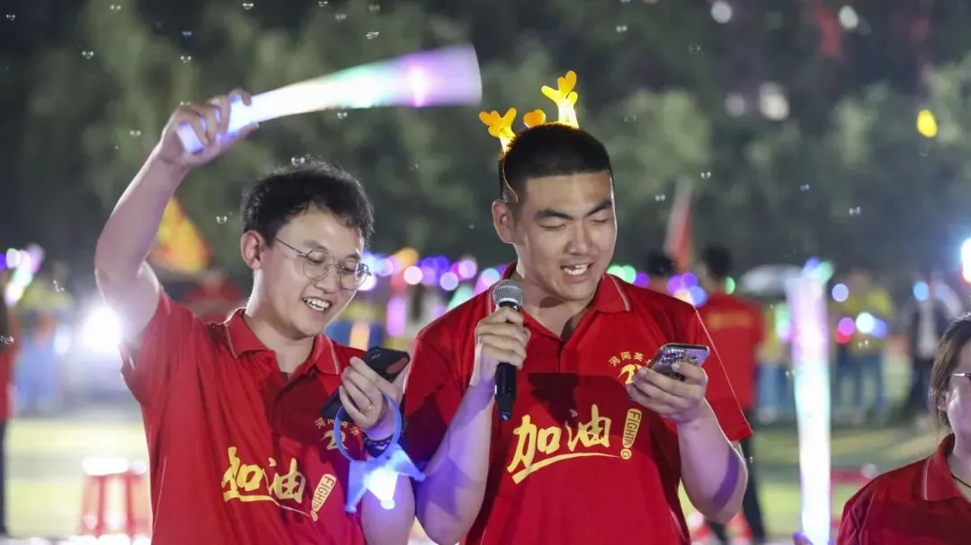 【2026驰骋中考9️⃣星夜出征】英华学子向星辰遥望的眼眸里,闪烁着似锦前程~-第67张图片-四季读书网