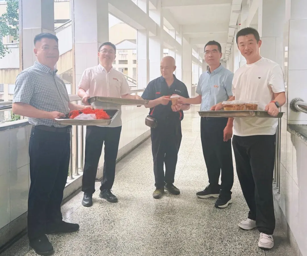 “紫”定行!二中学子,中考加油!-第30张图片-四季读书网 “紫”定行!二中学子,中考加油!-第30张图片-四季读书网