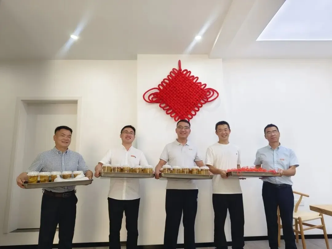 “紫”定行!二中学子,中考加油!-第32张图片-四季读书网 “紫”定行!二中学子,中考加油!-第32张图片-四季读书网