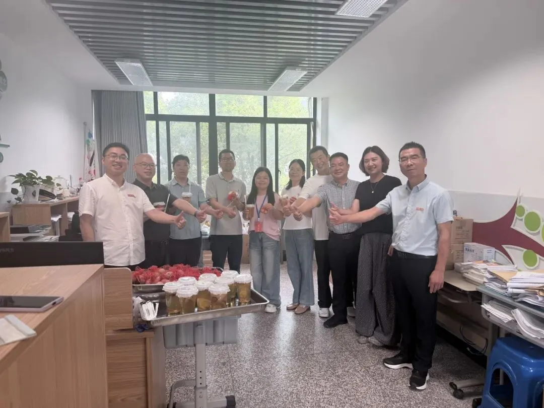 “紫”定行!二中学子,中考加油!-第36张图片-四季读书网 “紫”定行!二中学子,中考加油!-第36张图片-四季读书网