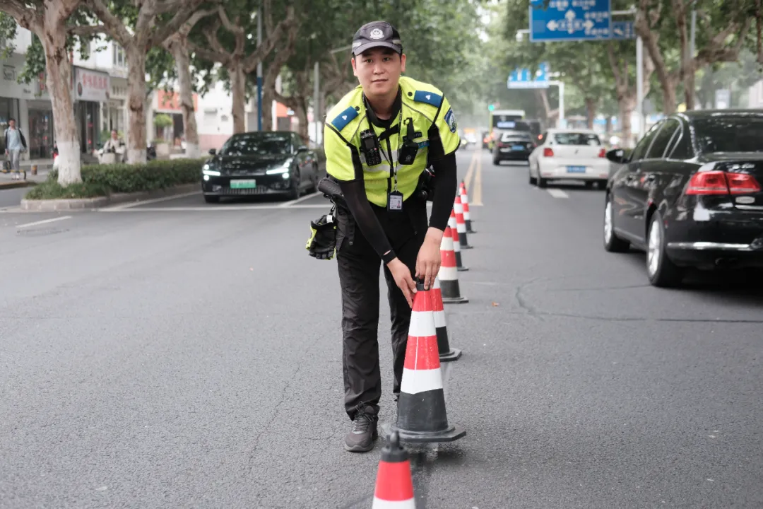 中考圆满落幕,常州公安护考交卷!-第9张图片-四季读书网 中考圆满落幕,常州公安护考交卷!-第9张图片-四季读书网