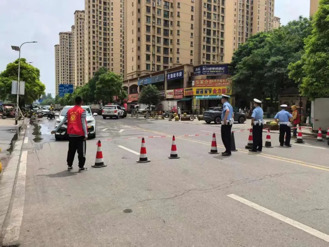 护航中考,我们在行动!联合街道暖心服务助力学子逐梦-第10张图片-四季读书网