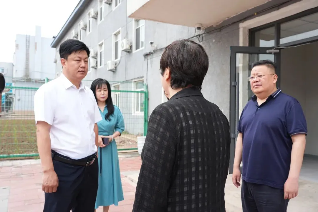 安海江、杨文鹏实地督导2026年我市中考筹备保障工作-第2张图片-四季读书网