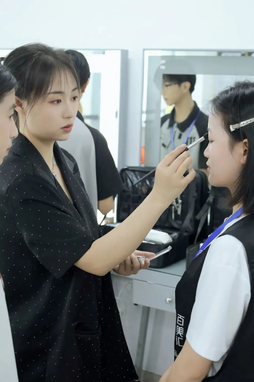【择校指南】中考后,如何选校?这6点家长们一定要注意!-第9张图片-四季读书网