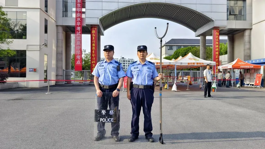 现场直击!今日荆门中考,这一幕幕令人动容...-第8张图片-四季读书网 现场直击!今日荆门中考,这一幕幕令人动容...-第8张图片-四季读书网