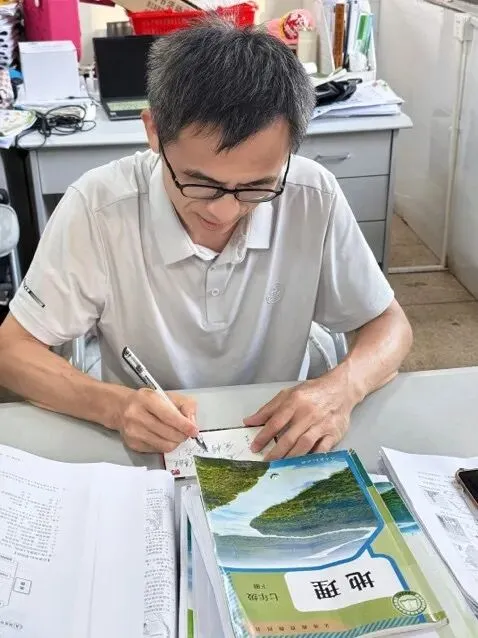 师者护航,滨江学子中考加油!-第35张图片-四季读书网