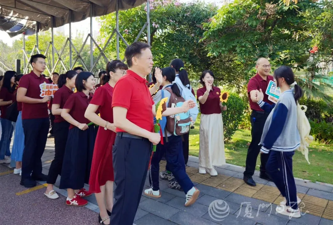 刚刚!中考作文题出炉!少年,必胜!-第9张图片-四季读书网