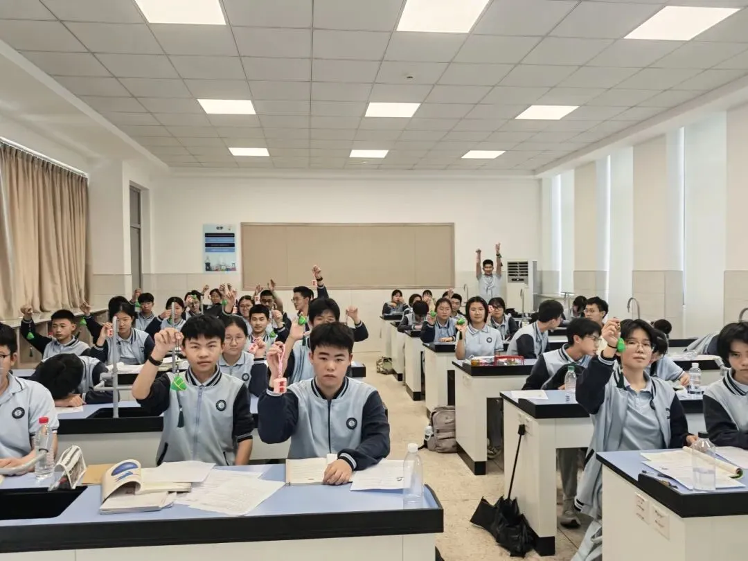 中考加油|少年踏长风,一举上青云!-第8张图片-四季读书网