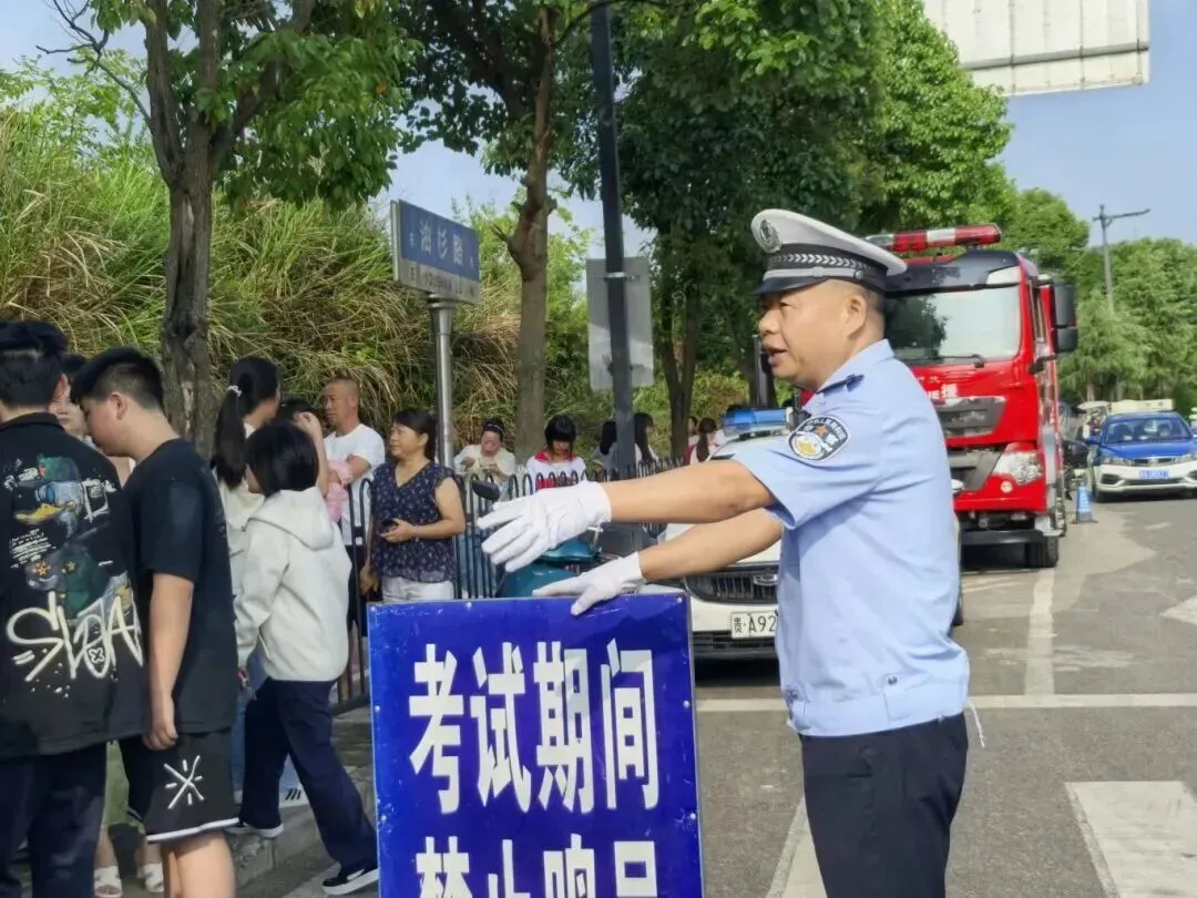 护航中考 | 你们安心应考  我们全力以“护”-第4张图片-四季读书网