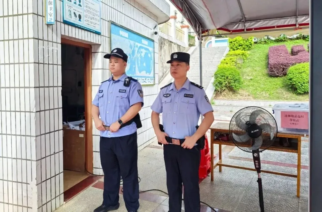 漳显平安丨护航中考,“警”准发力-第24张图片-四季读书网 漳显平安丨护航中考,“警”准发力-第24张图片-四季读书网