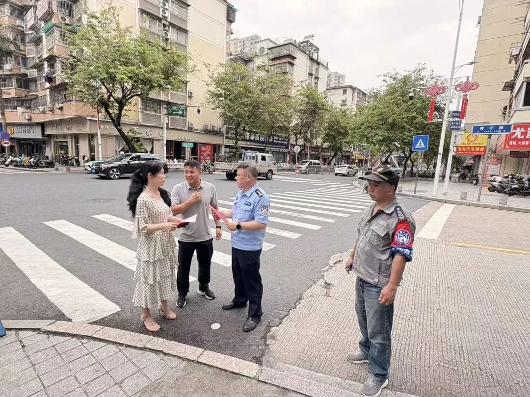 【尚美三中|中考首日】以爱为炬 温情护航-第32张图片-四季读书网 【尚美三中|中考首日】以爱为炬 温情护航-第32张图片-四季读书网