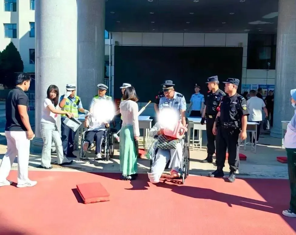 中考加油!阜新公安护航少年圆梦征程!-第37张图片-四季读书网 中考加油!阜新公安护航少年圆梦征程!-第37张图片-四季读书网