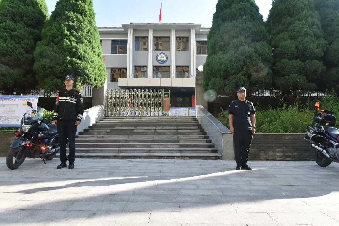 【护航中考】“警”色相随,"试"在必得!平定公安全力护航中考-第19张图片-四季读书网 【护航中考】“警”色相随,"试"在必得!平定公安全力护航中考-第19张图片-四季读书网