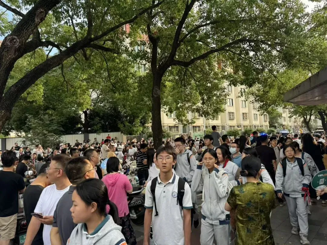 南京中考首日三科都很简单?考生反馈来了!-第2张图片-四季读书网