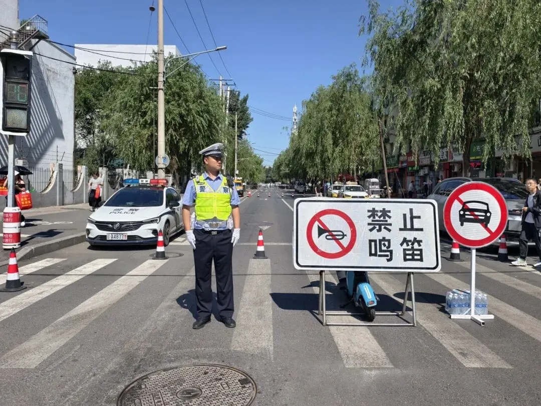 夏至逢中考,父爱伴护航 | 沈安安奕临志愿者服务队致敬坚守,祝福安康-第8张图片-四季读书网