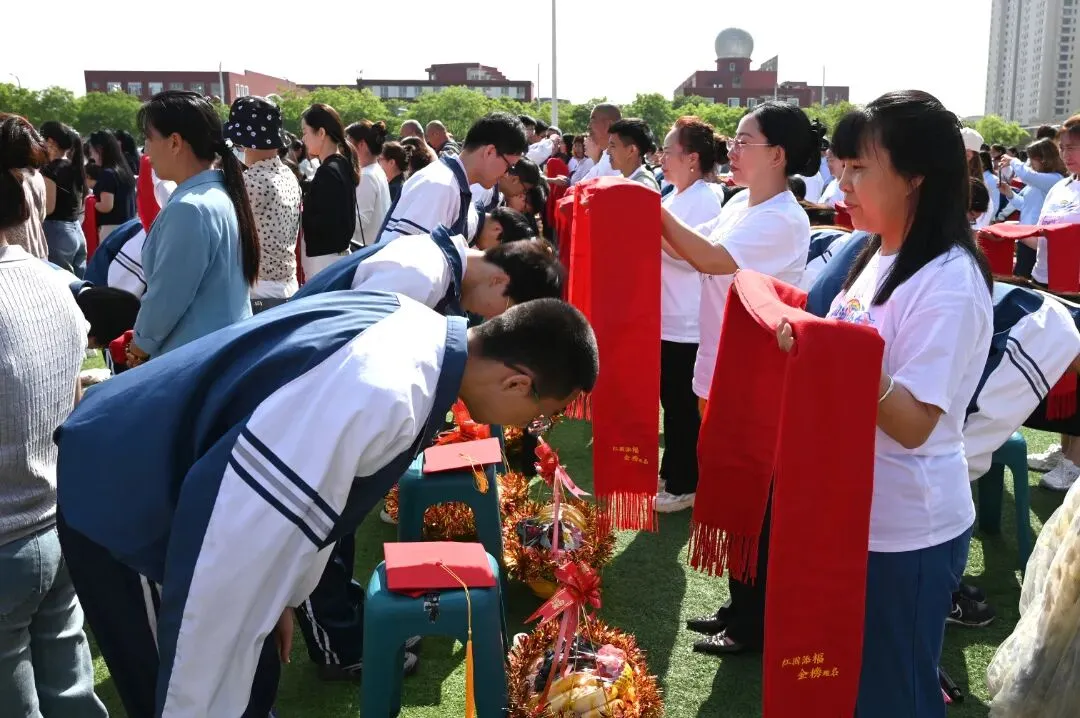 中考加油!至夏天,至实验,至最美的遇见,“实验”向你发出好友申请-第56张图片-四季读书网 中考加油!至夏天,至实验,至最美的遇见,“实验”向你发出好友申请-第56张图片-四季读书网