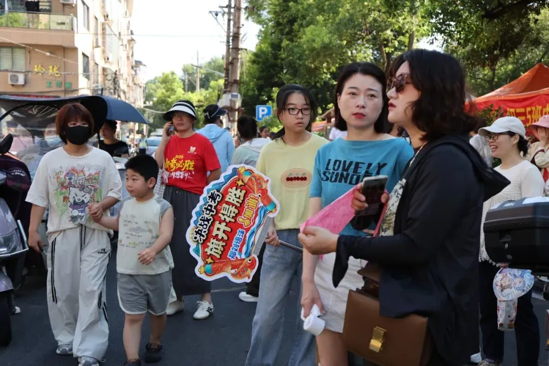 中考首日!福鼎少年提笔逐梦!-第10张图片-四季读书网 中考首日!福鼎少年提笔逐梦!-第10张图片-四季读书网