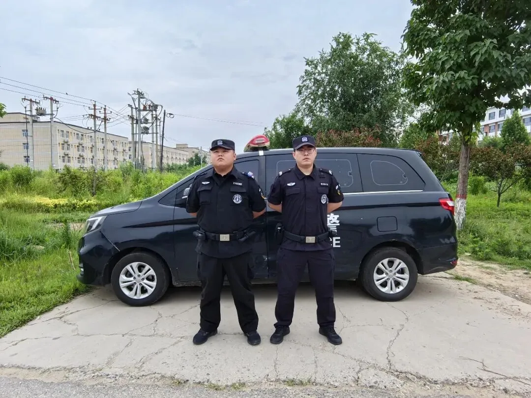 中考第一天,武邑公安全力护航!-第18张图片-四季读书网 中考第一天,武邑公安全力护航!-第18张图片-四季读书网