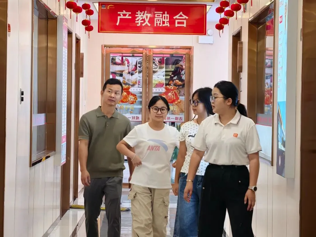 中考落幕,择校现场火热|赣州新东方报名咨询热度持续飙升!还未择校的同学及家长抓紧时间预定专业名额!-第5张图片-四季读书网