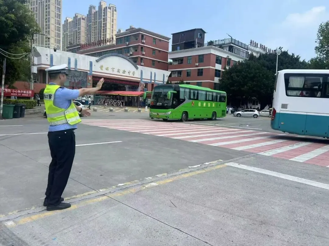 全力以“护”!中考加油!-第19张图片-四季读书网 全力以“护”!中考加油!-第19张图片-四季读书网