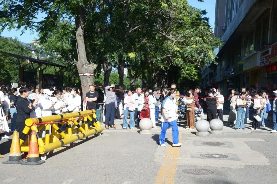 中考开考!宣化7499名考生今日赴考-第6张图片-四季读书网 中考开考!宣化7499名考生今日赴考-第6张图片-四季读书网