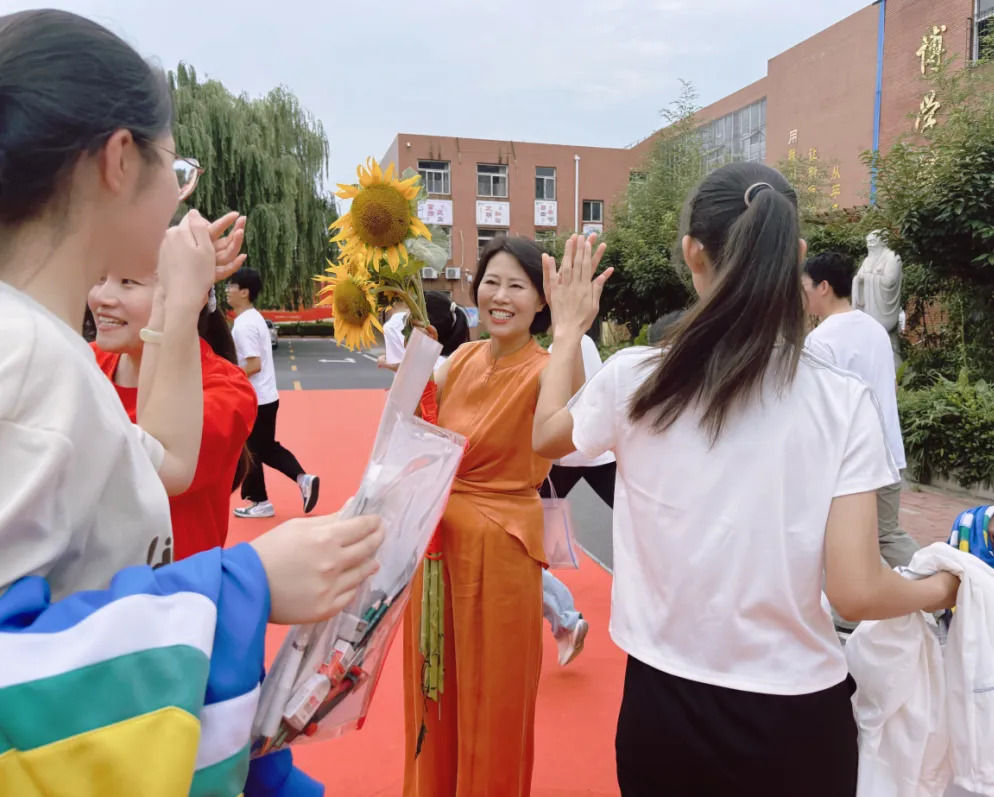 【中考启航】祝学子们今朝折桂,来日乘风,旗开得胜,所愿皆成!-第33张图片-四季读书网 【中考启航】祝学子们今朝折桂,来日乘风,旗开得胜,所愿皆成!-第33张图片-四季读书网