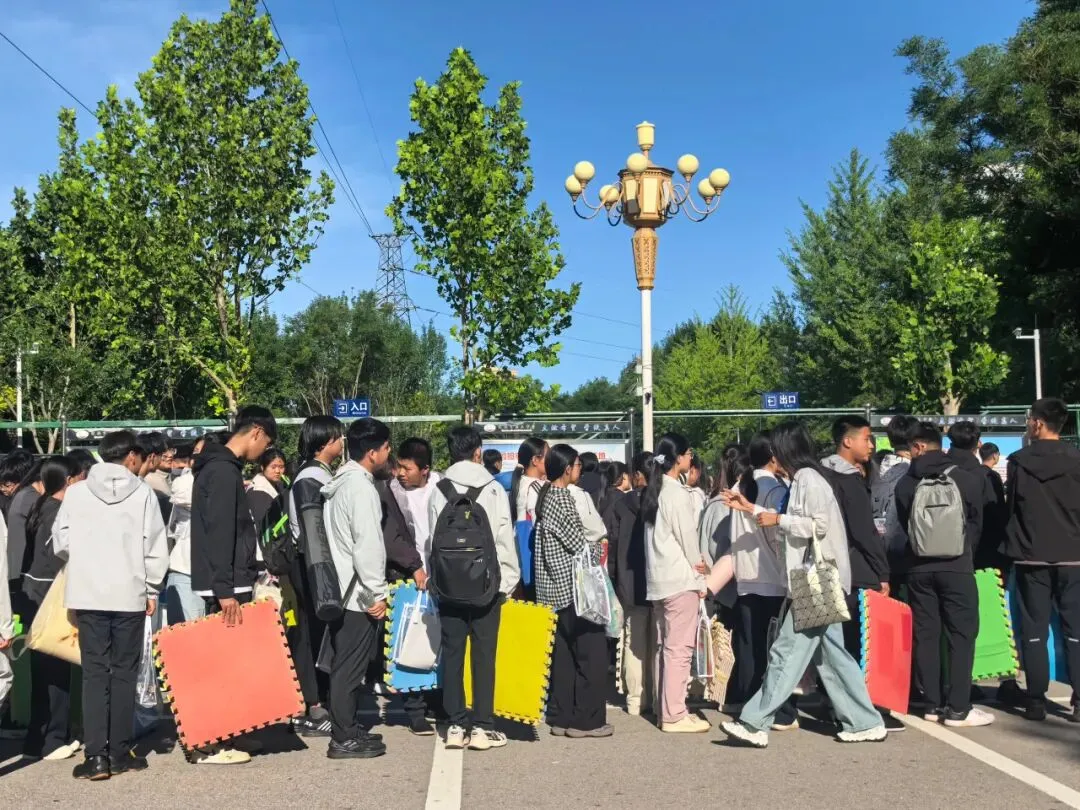 直击中考首日!加油,迁安少年!-第7张图片-四季读书网 直击中考首日!加油,迁安少年!-第7张图片-四季读书网