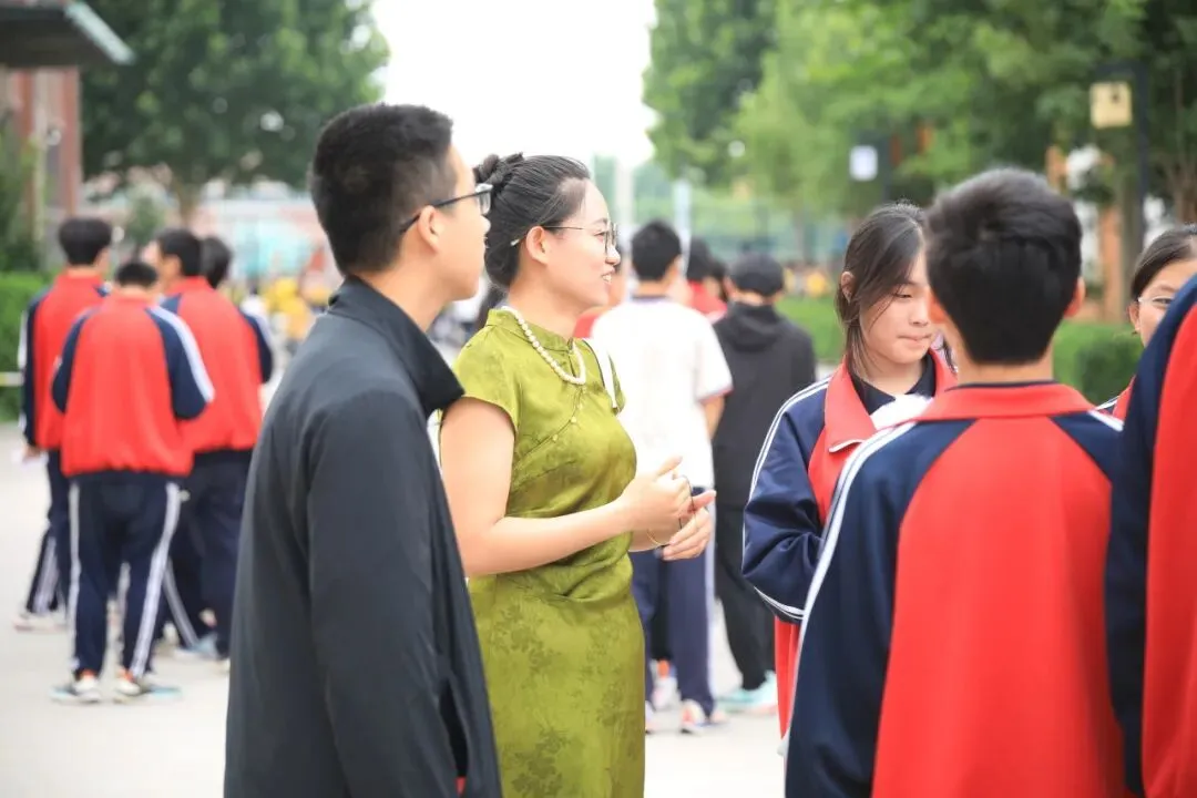 暖心护航 逐梦中考|宏达东方祝初三学子金榜题名-第50张图片-四季读书网 暖心护航 逐梦中考|宏达东方祝初三学子金榜题名-第50张图片-四季读书网