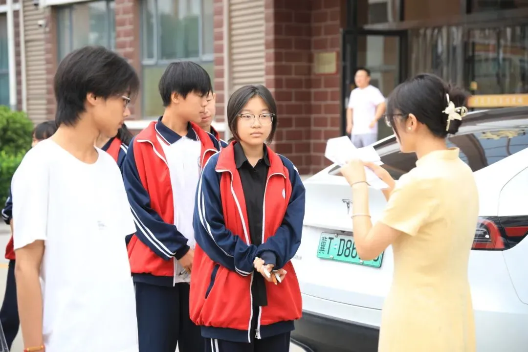 暖心护航 逐梦中考|宏达东方祝初三学子金榜题名-第52张图片-四季读书网 暖心护航 逐梦中考|宏达东方祝初三学子金榜题名-第52张图片-四季读书网
